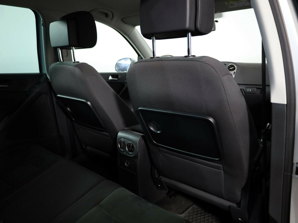 Купить Volkswagen Tiguan с пробегом. Фото: #14
