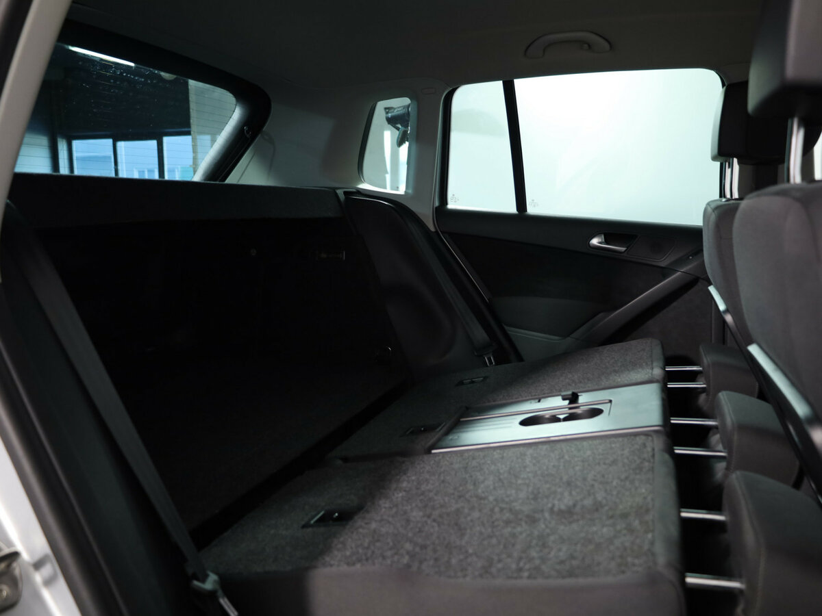 Купить Volkswagen Tiguan с пробегом. Фото: #16