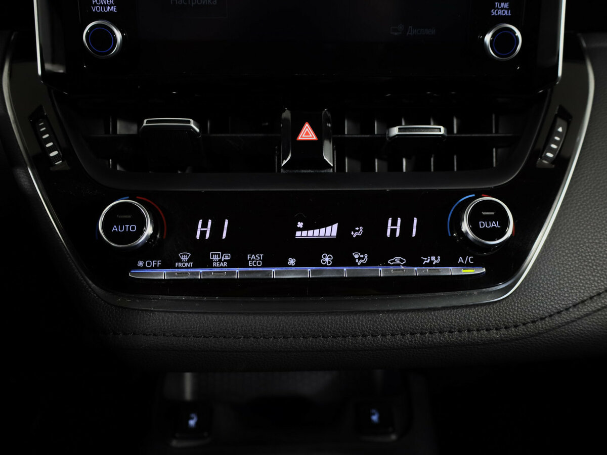 Купить Toyota Corolla с пробегом. Фото: #17