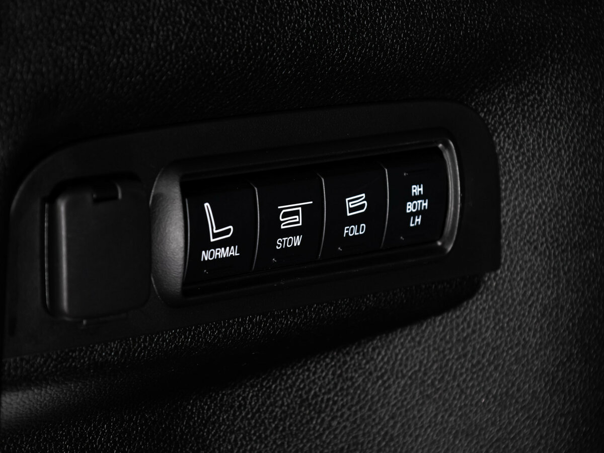 Купить Ford Explorer с пробегом. Фото: #12