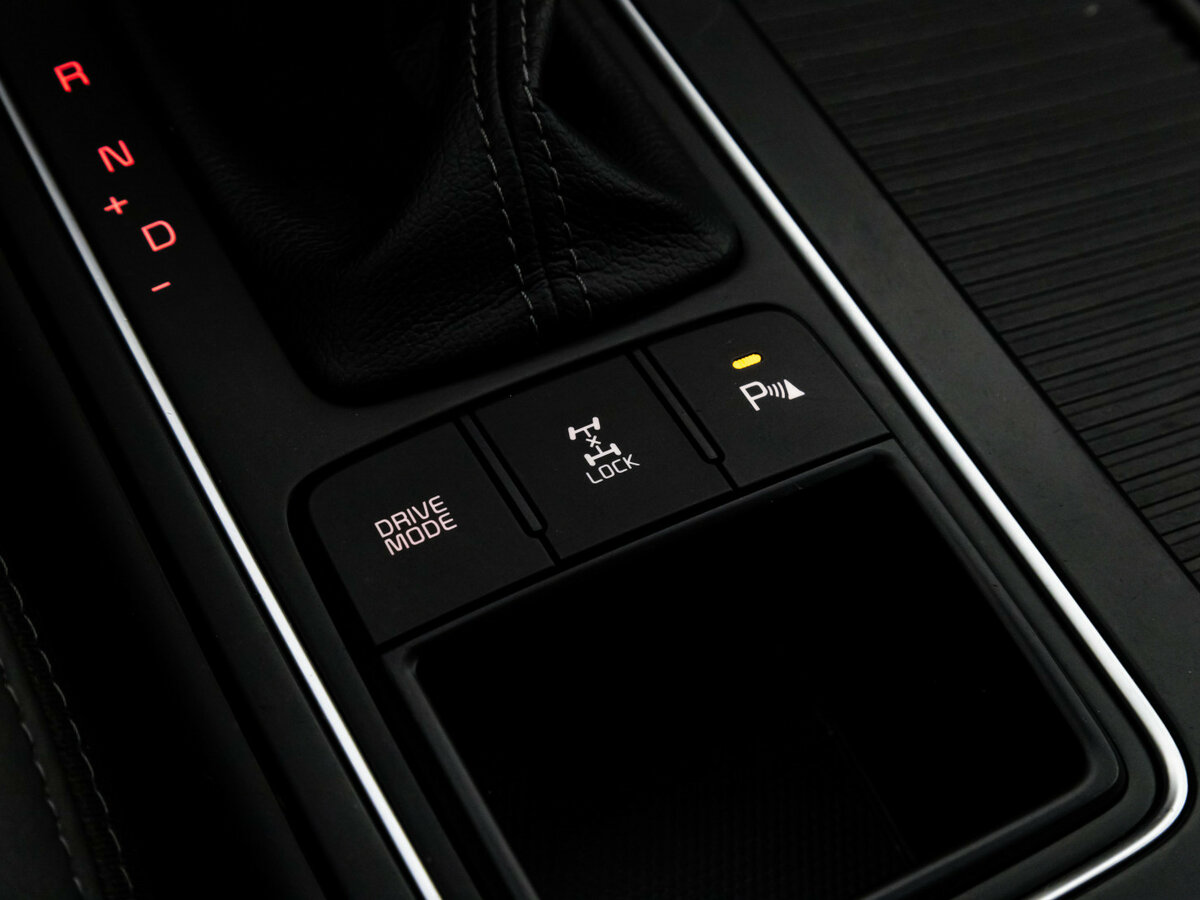 Купить Kia Sorento с пробегом. Фото: #13