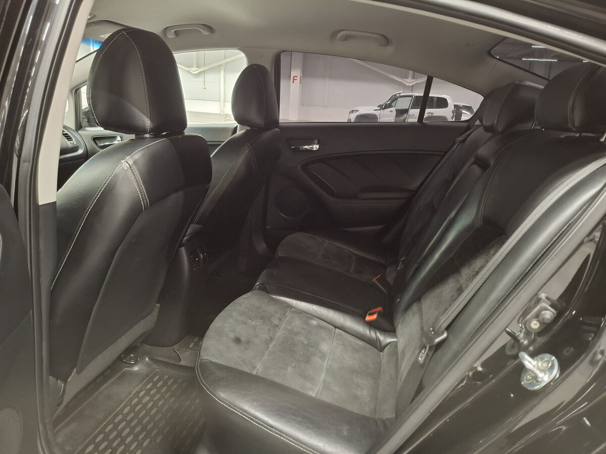 Купить Kia Cerato с пробегом. Фото: #10