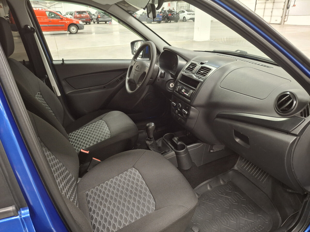 Купить Lada (ВАЗ) Granta с пробегом. Фото: #10