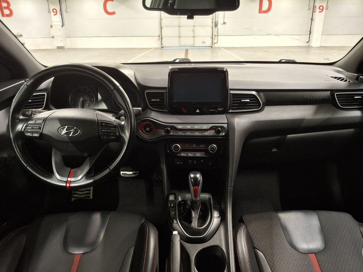 Купить Hyundai Veloster с пробегом. Фото: #13