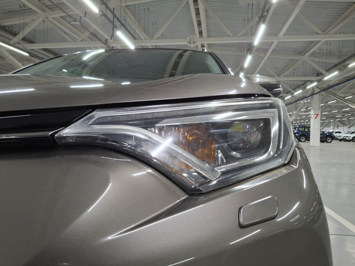 Купить Toyota RAV4 с пробегом. Фото: #15