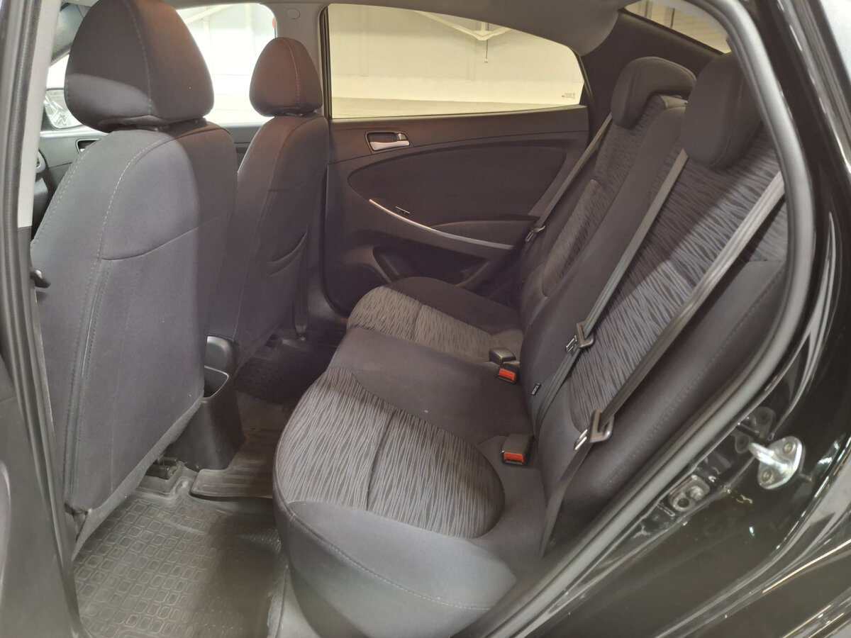 Купить Hyundai Solaris с пробегом. Фото: #11