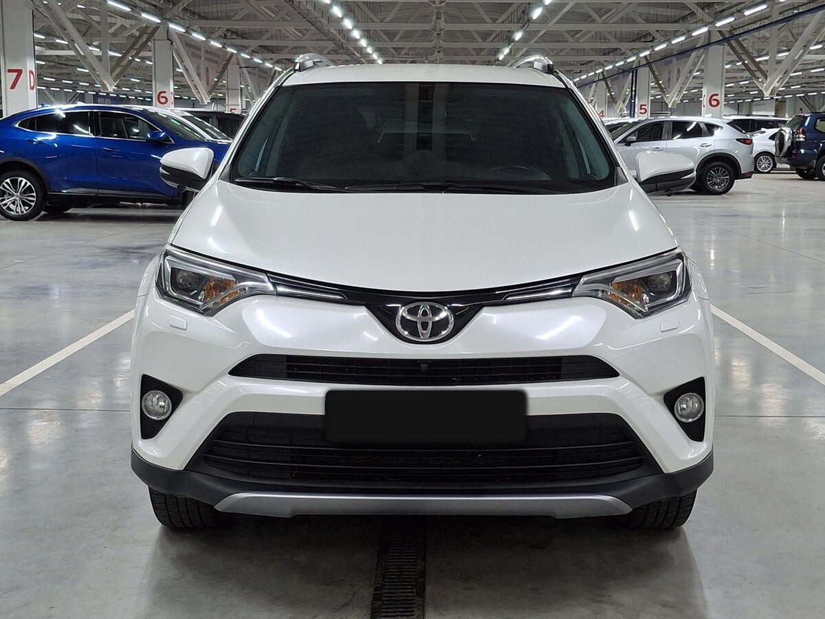 Купить Toyota RAV4 с пробегом. Фото: #1