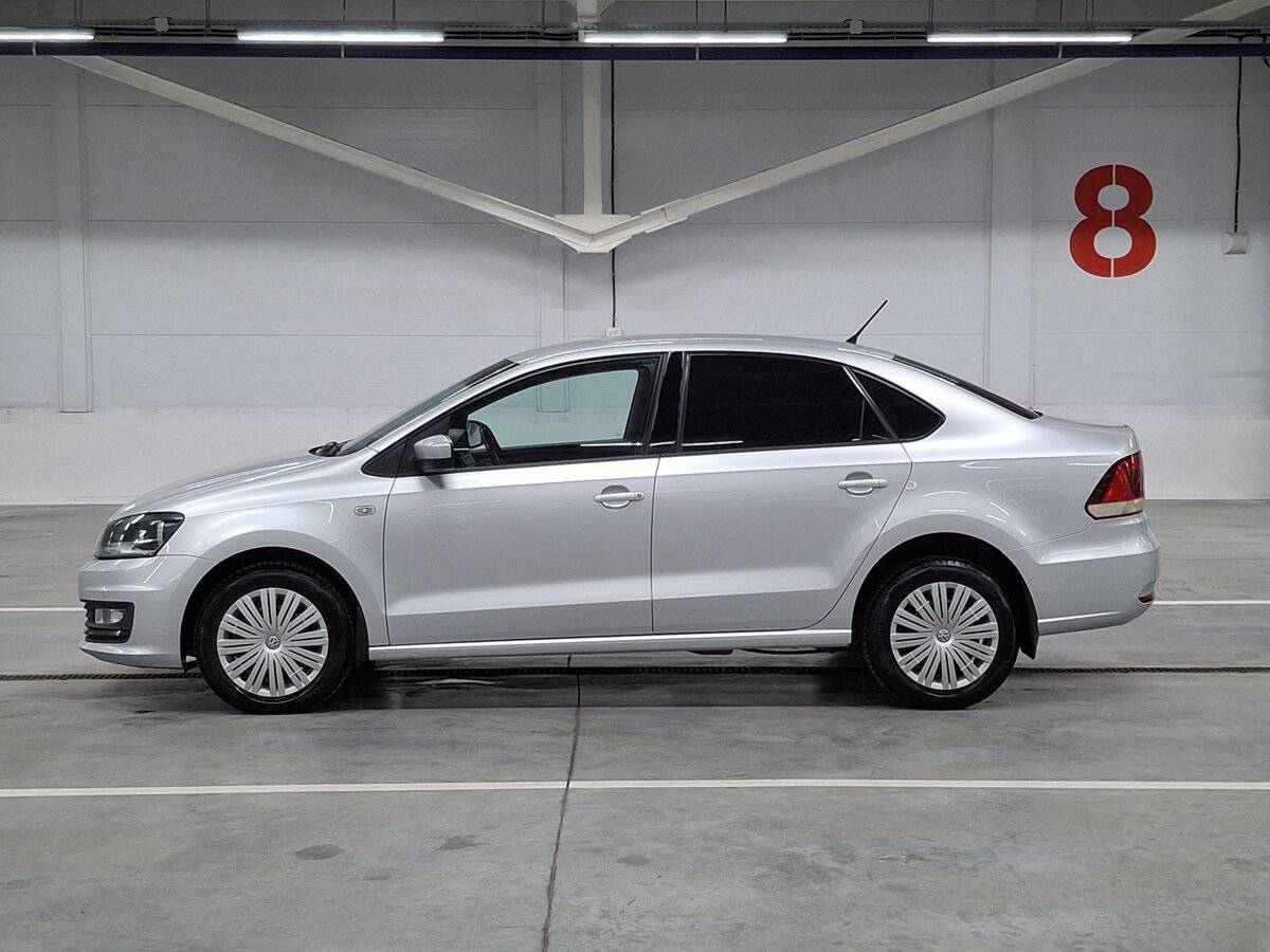 Купить Volkswagen Polo с пробегом. Фото: #7