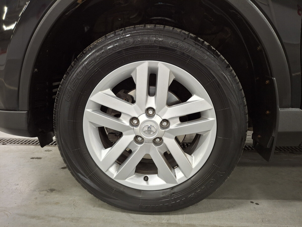 Купить Toyota RAV4 с пробегом. Фото: #17