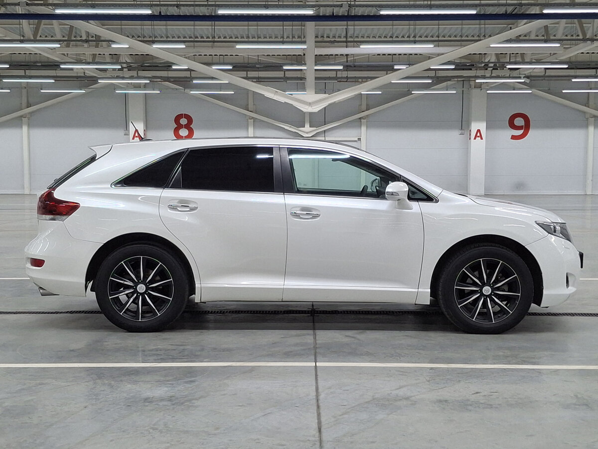 Купить Toyota Venza с пробегом. Фото: #3