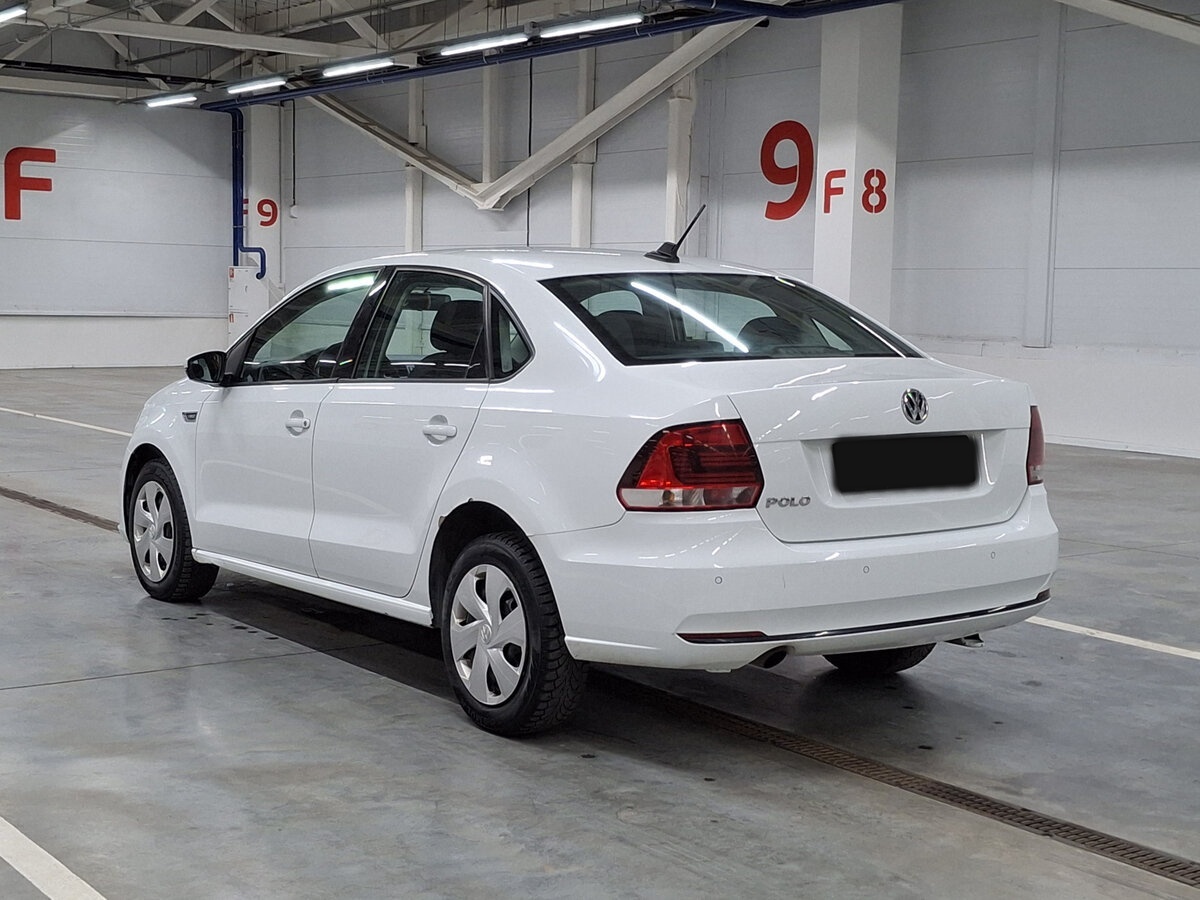 Купить Volkswagen Polo с пробегом. Фото: #6