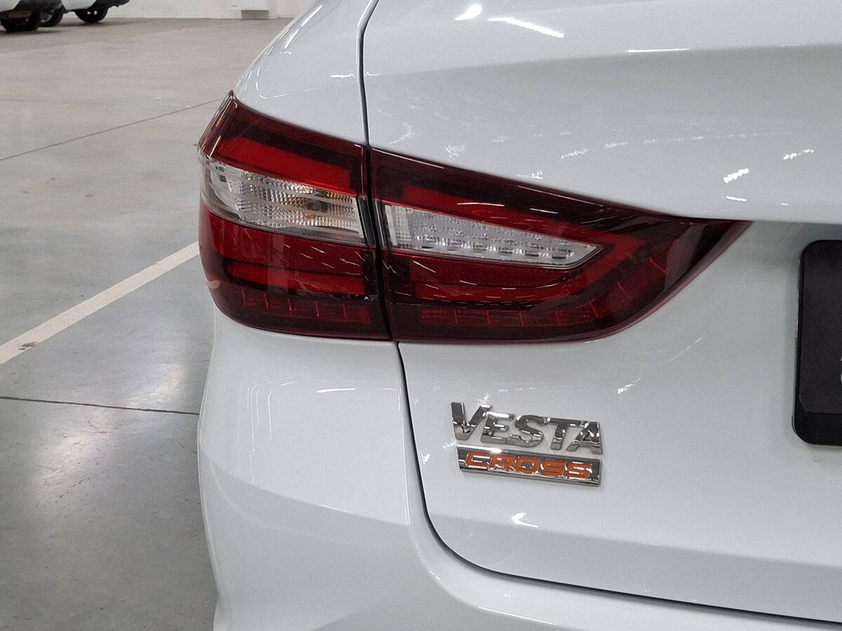 Купить Lada (ВАЗ) Vesta с пробегом. Фото: #8