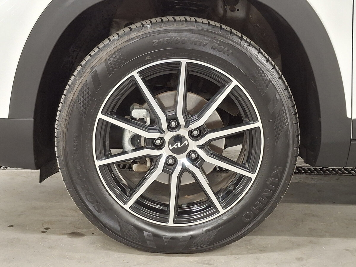 Купить Kia Seltos с пробегом. Фото: #17