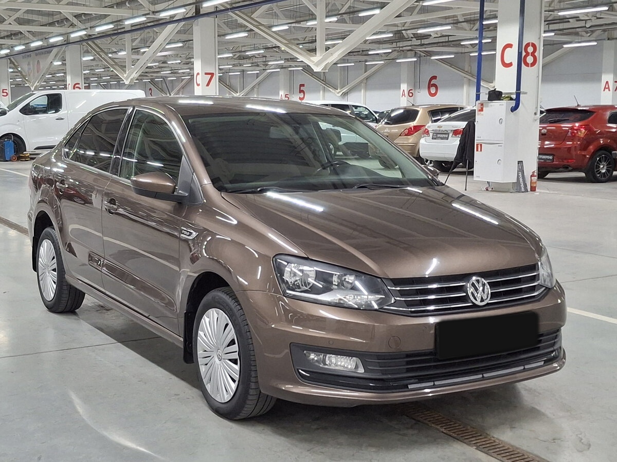 Купить Volkswagen Polo с пробегом. Фото: #2