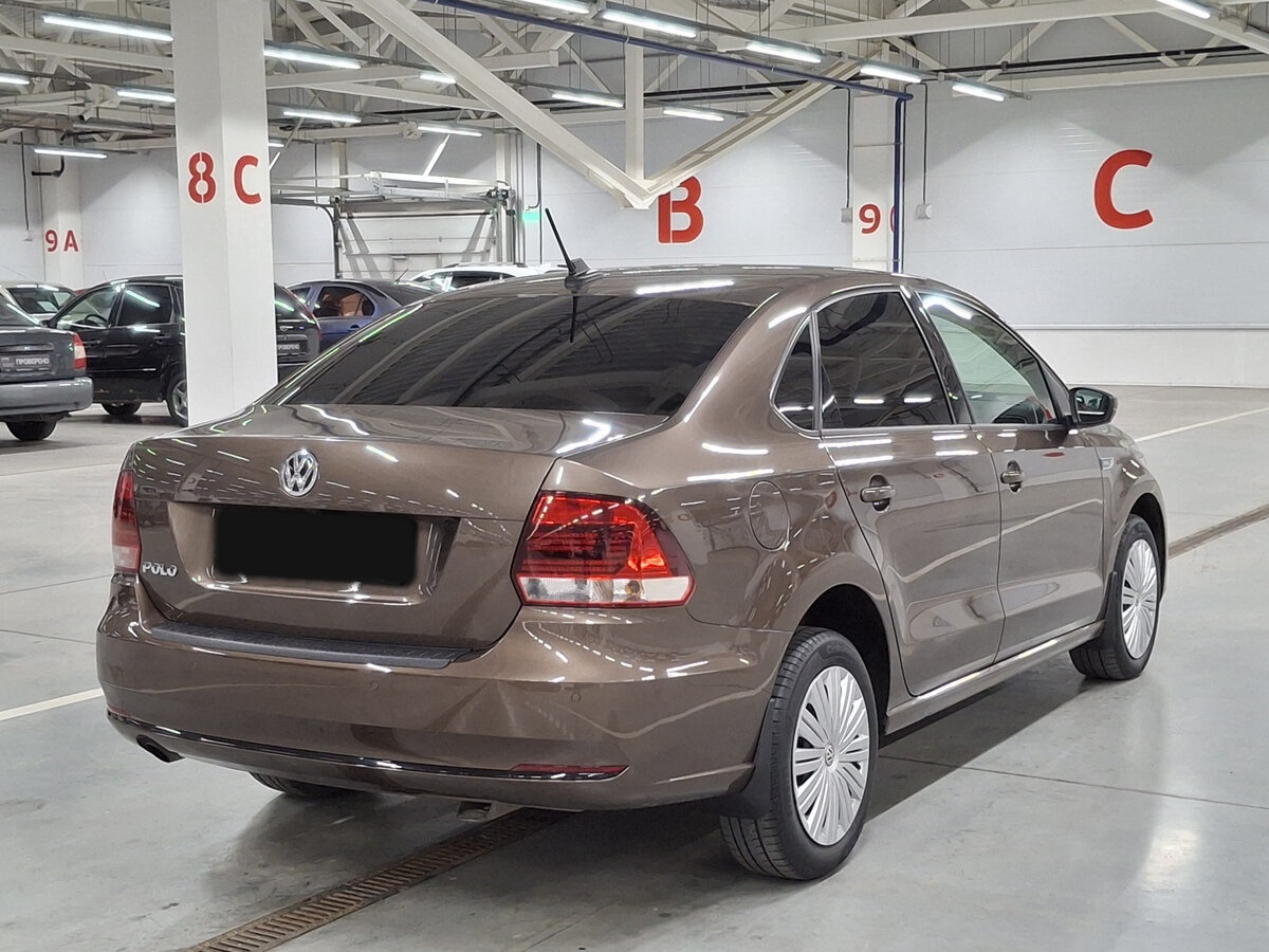 Купить Volkswagen Polo с пробегом. Фото: #4