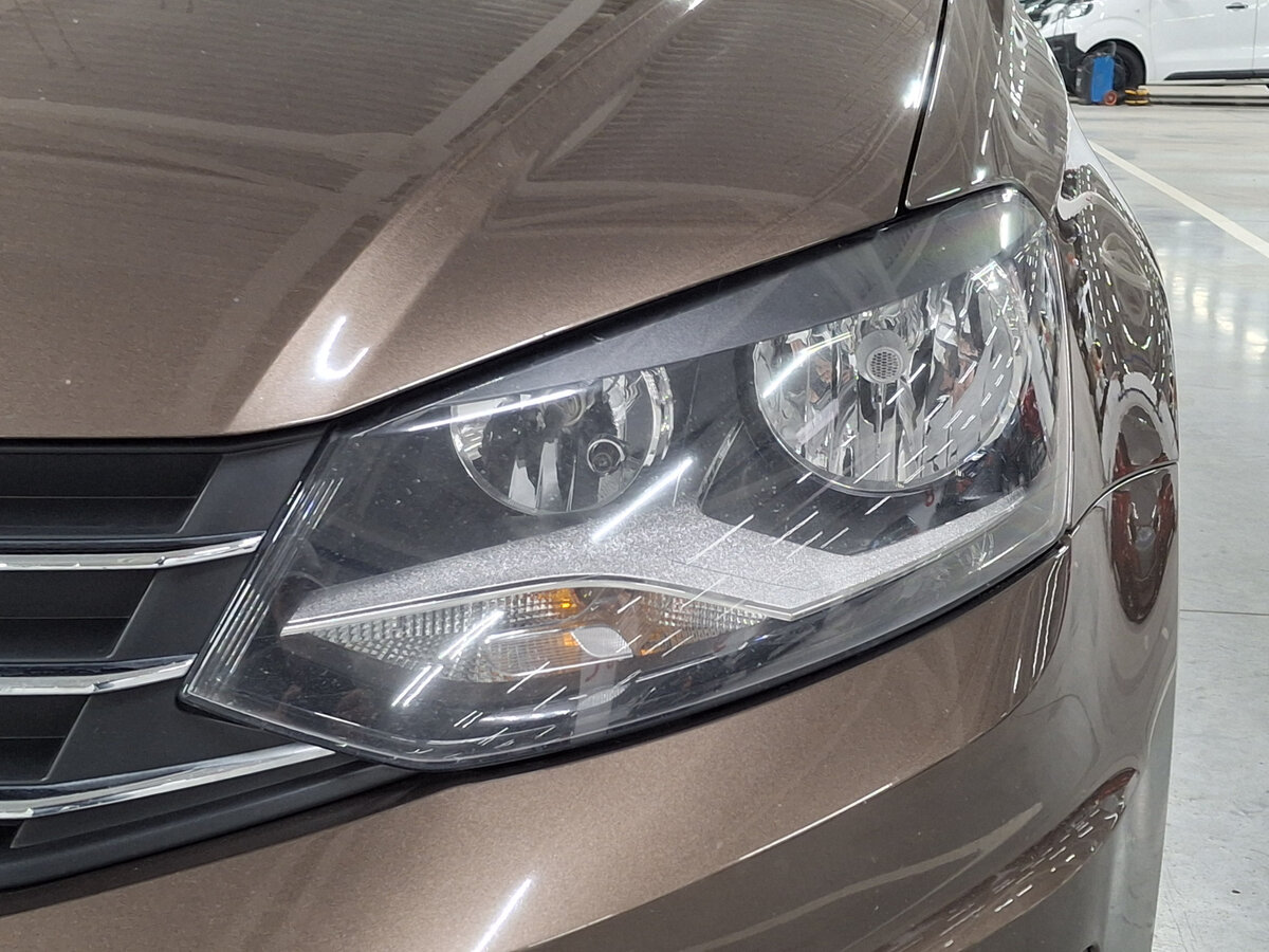 Купить Volkswagen Polo с пробегом. Фото: #16