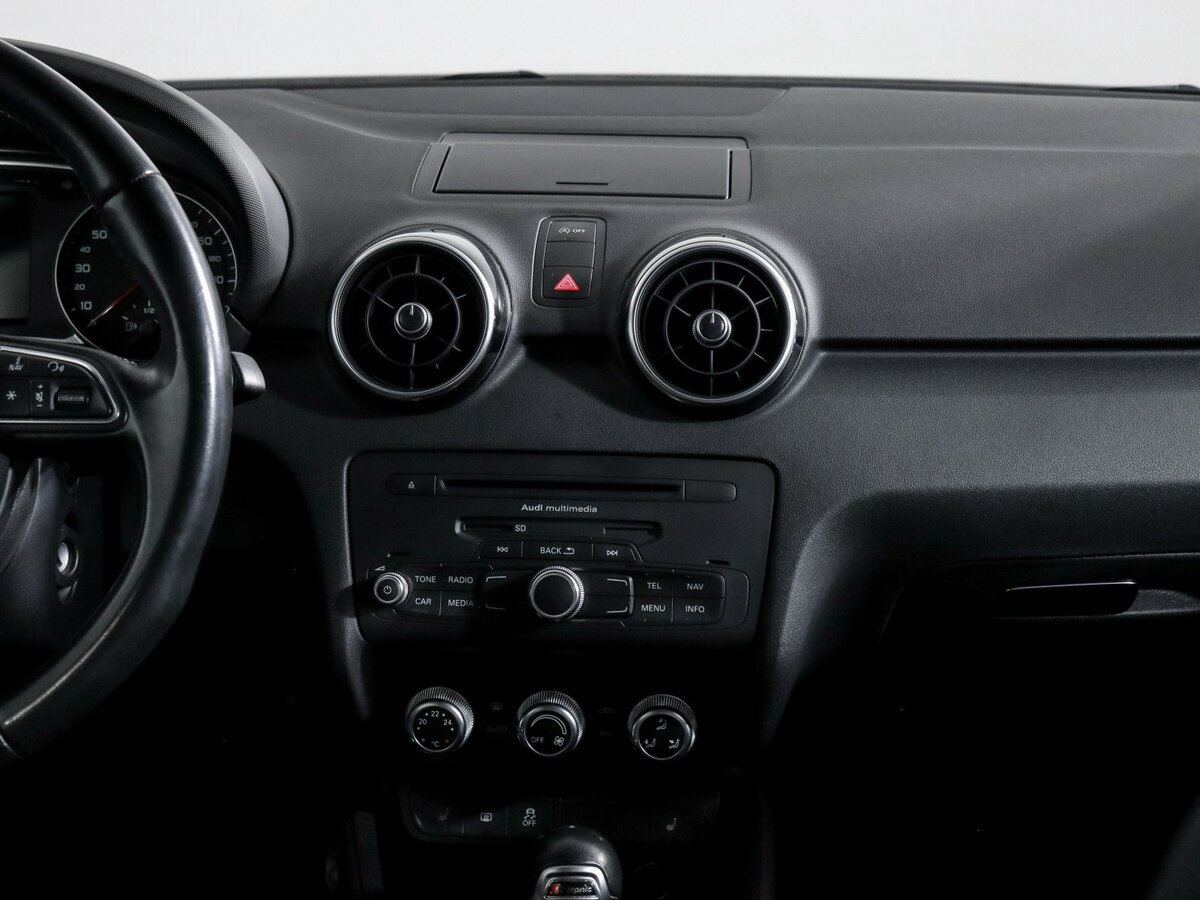 Купить Audi A1 с пробегом. Фото: #10