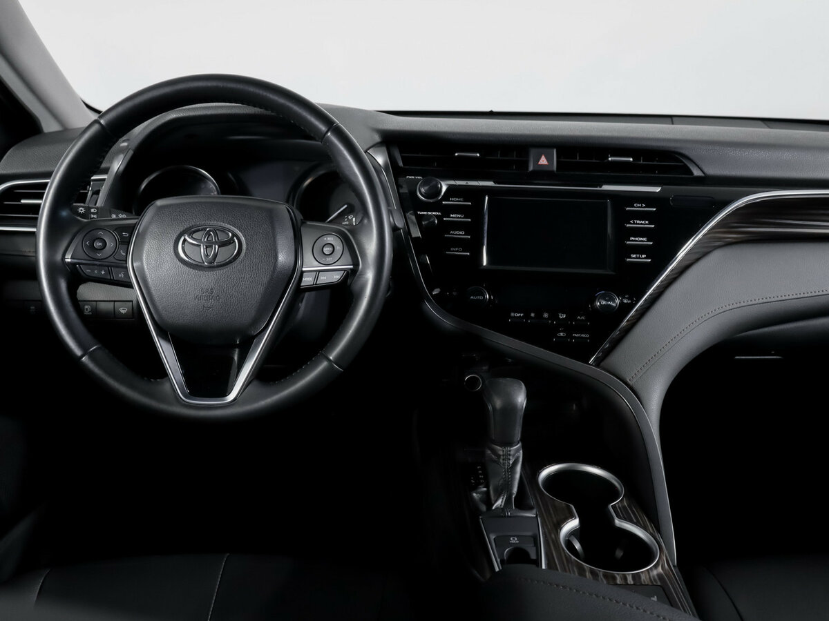 Купить Toyota Camry с пробегом. Фото: #11