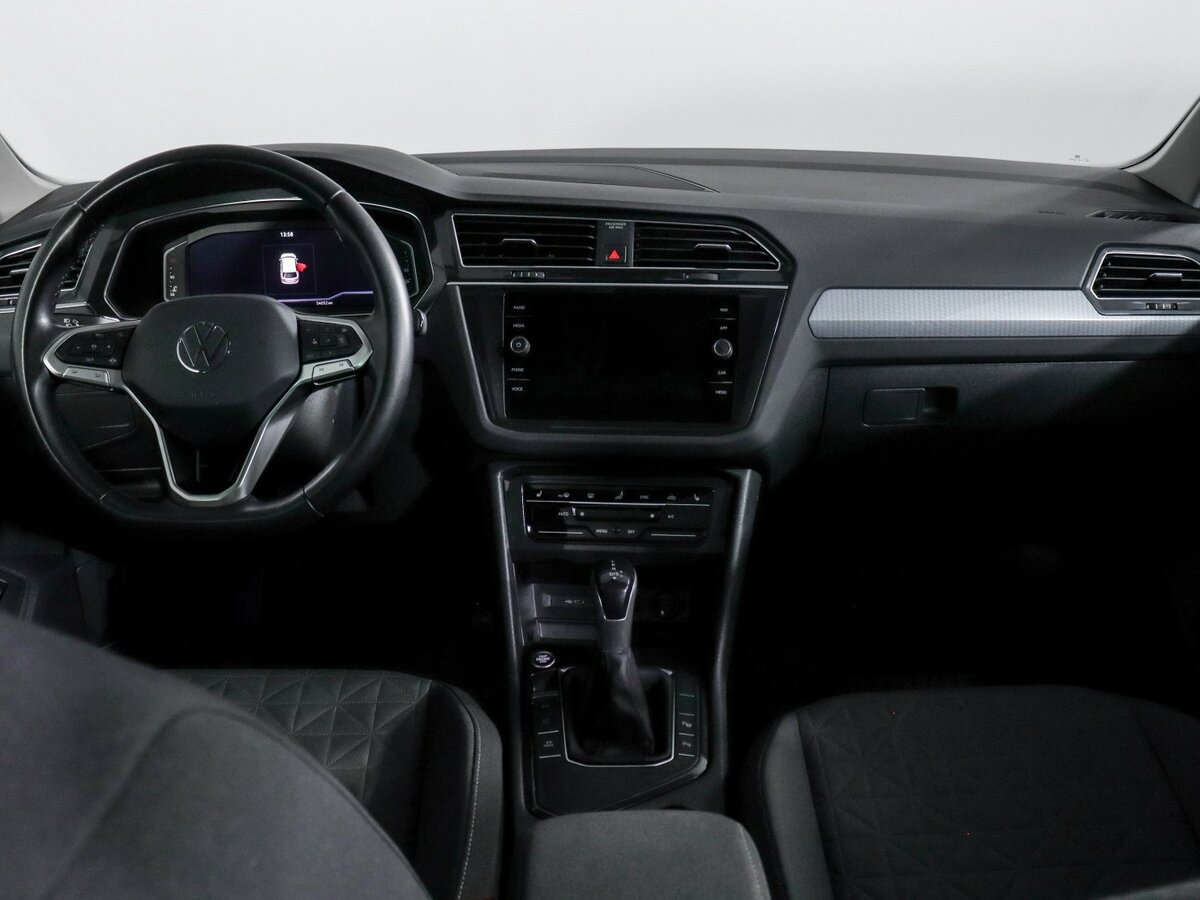 Купить Volkswagen Tiguan с пробегом. Фото: #9
