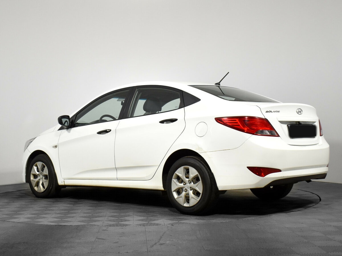 Купить Hyundai Solaris с пробегом. Фото: #5