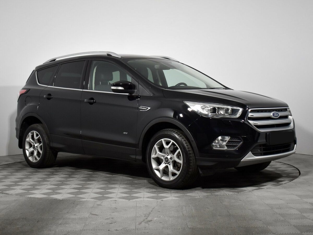 Купить Ford Kuga с пробегом. Фото: #2