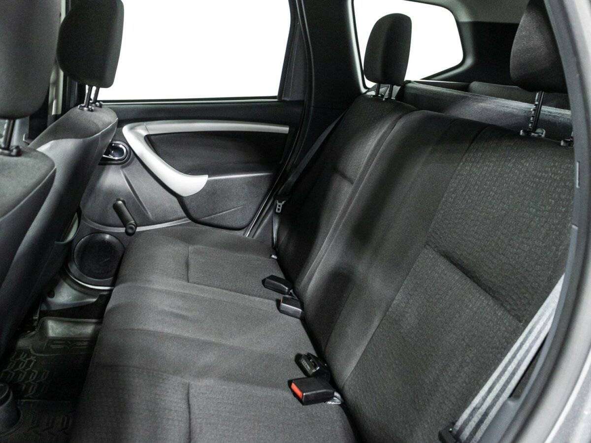 Купить Nissan Terrano с пробегом. Фото: #9