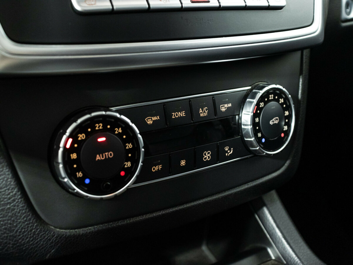 Купить Mercedes-Benz M-Класс с пробегом. Фото: #16