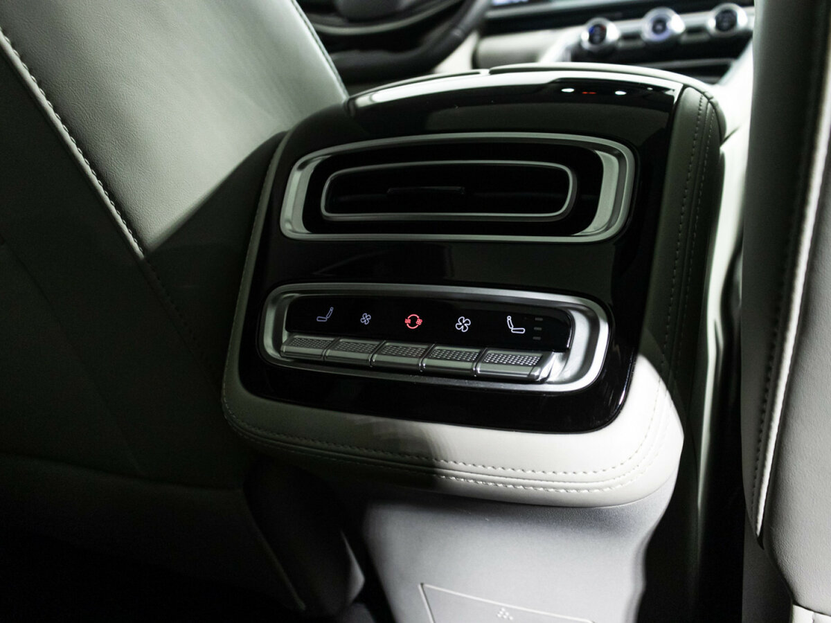 Купить EXEED RX с пробегом. Фото: #19