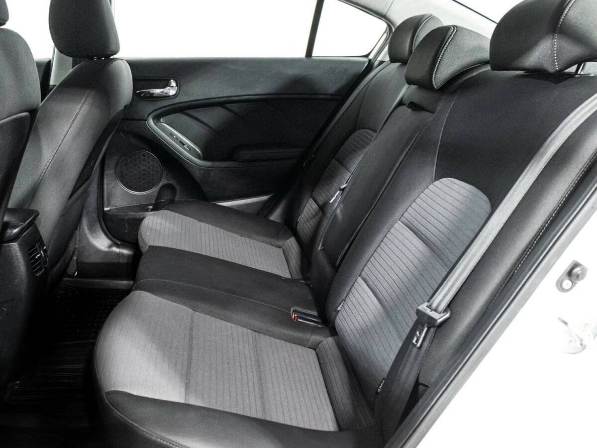 Купить Kia Cerato с пробегом. Фото: #9
