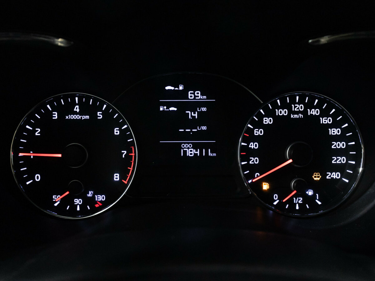 Купить Kia Cerato с пробегом. Фото: #11