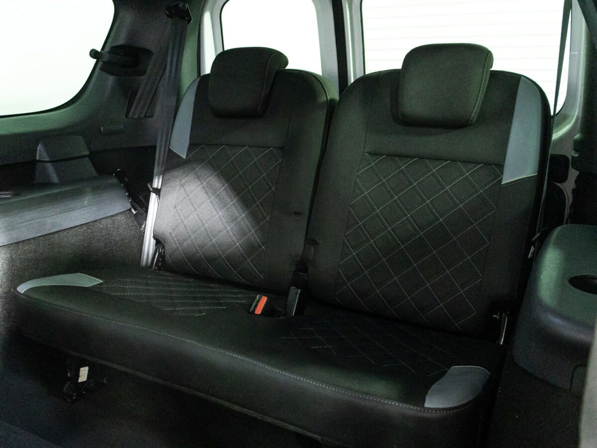 Купить Lada (ВАЗ) Largus с пробегом. Фото: #15