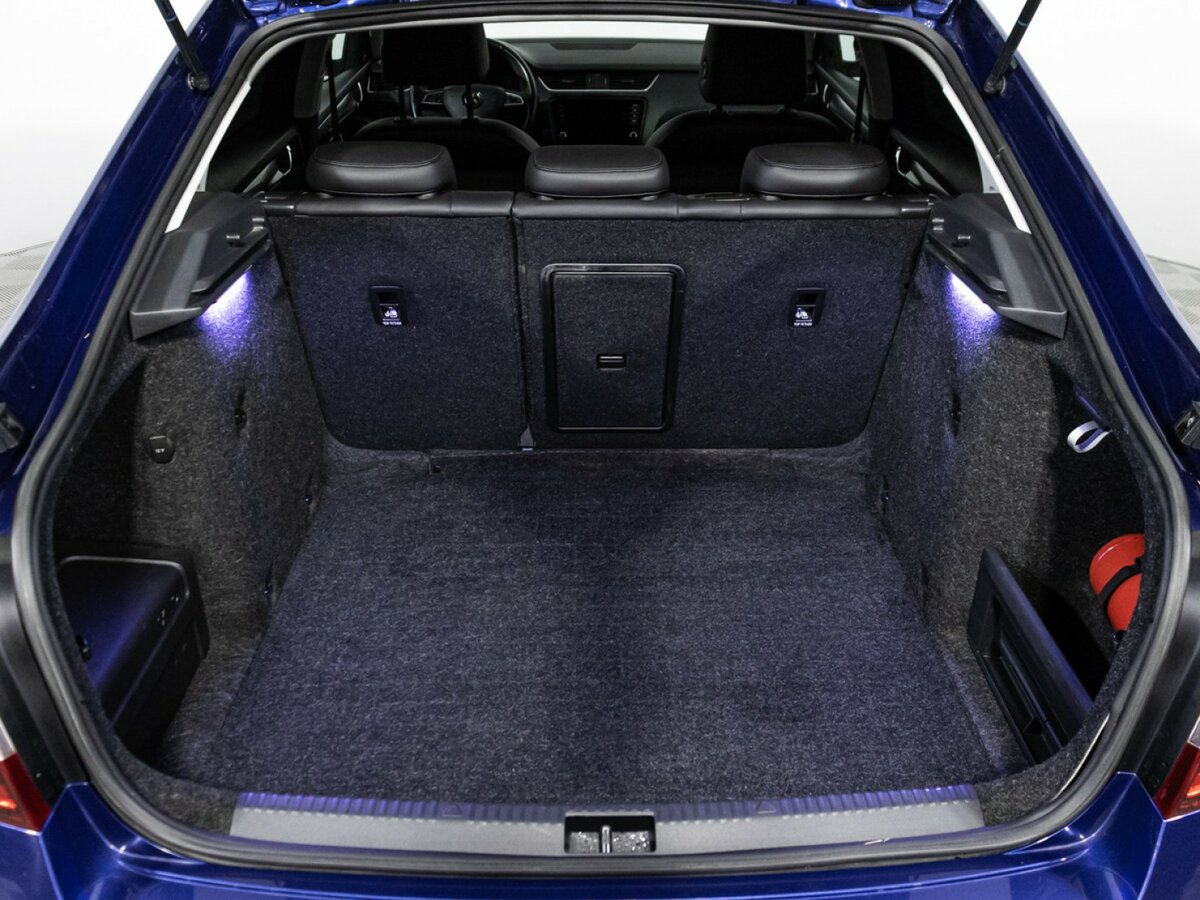 Купить Skoda Octavia с пробегом. Фото: #18