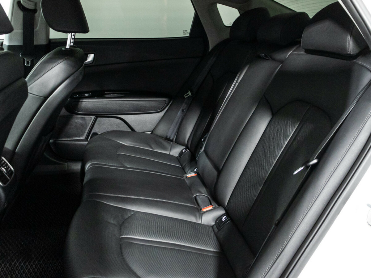 Купить Kia Optima с пробегом. Фото: #9