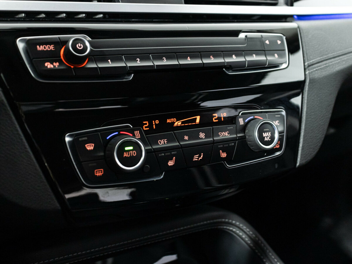 Купить BMW X1 с пробегом. Фото: #14