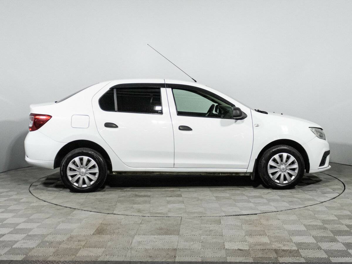 Купить Renault Logan с пробегом. Фото: #3