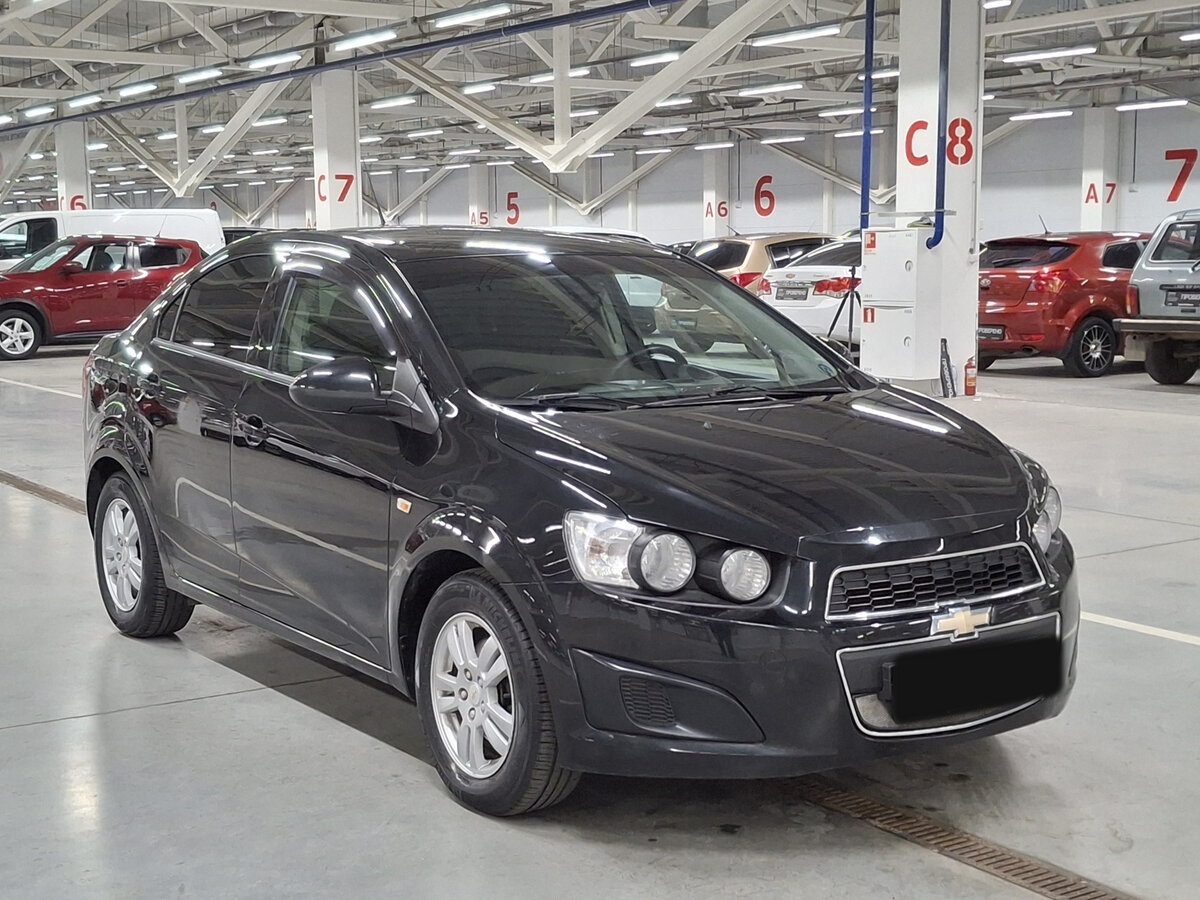 Купить Chevrolet Aveo с пробегом. Фото: #2