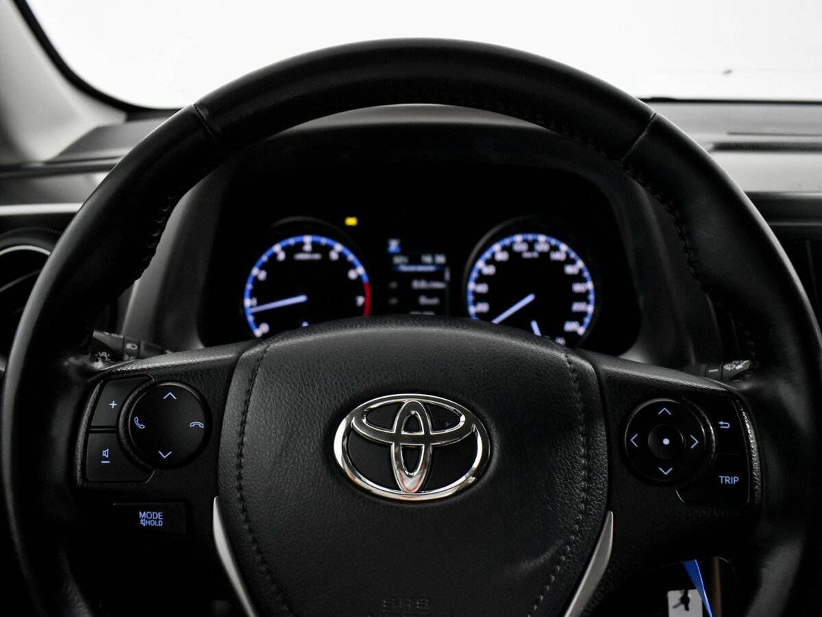 Купить Toyota RAV4 с пробегом. Фото: #16