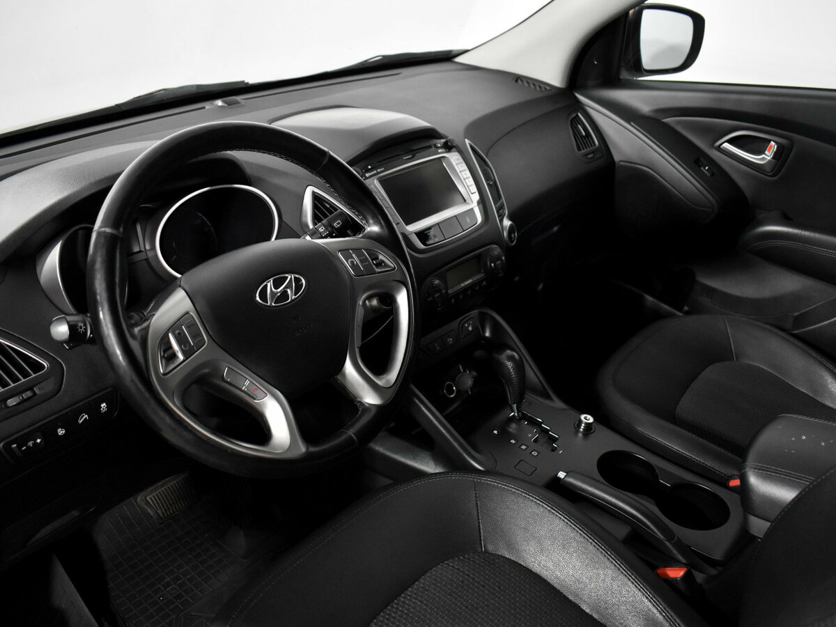 Купить Hyundai ix35 с пробегом. Фото: #6