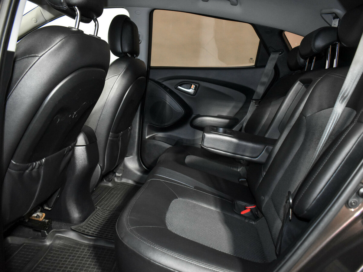 Купить Hyundai ix35 с пробегом. Фото: #8