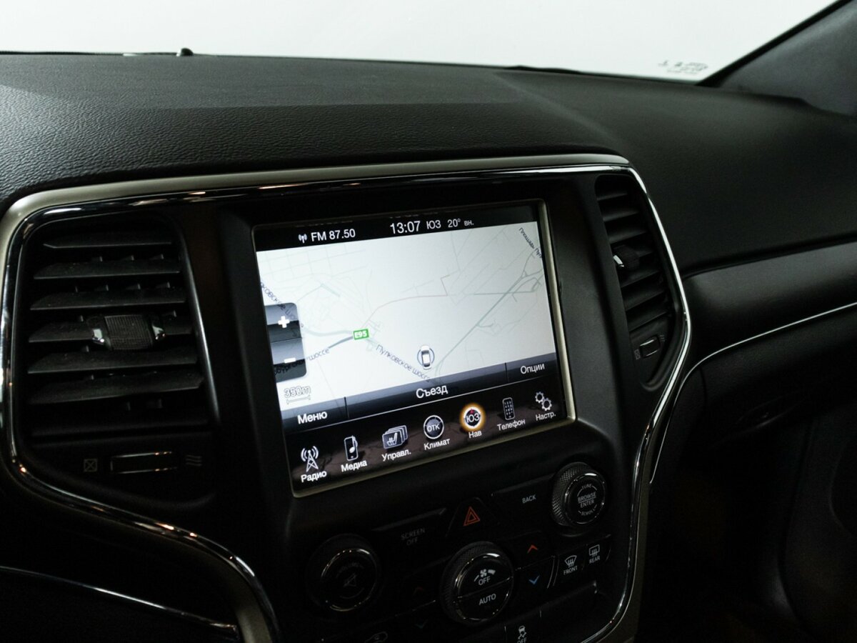 Купить Jeep Grand Cherokee с пробегом. Фото: #17