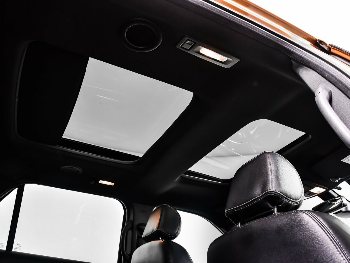 Купить Ford Explorer с пробегом. Фото: #16