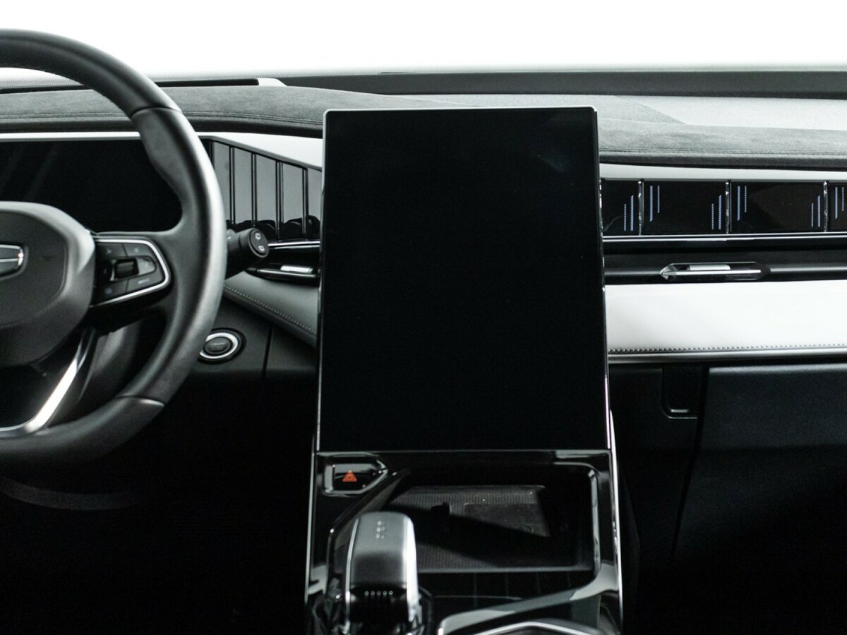 Купить Geely Atlas с пробегом. Фото: #13