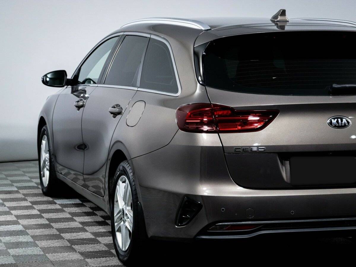 Купить Kia Ceed с пробегом. Фото: #15