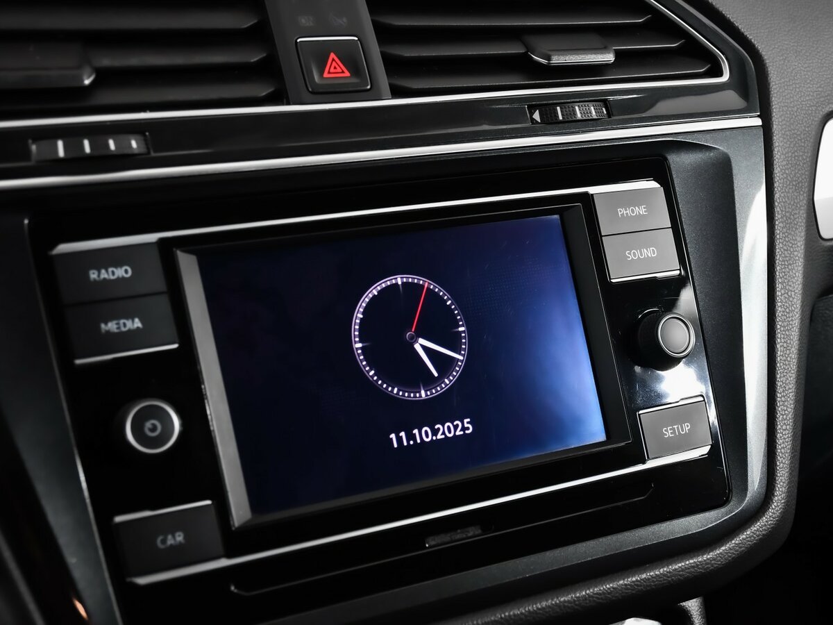 Купить Volkswagen Tiguan с пробегом. Фото: #15