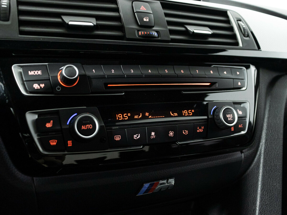 Купить BMW 3 серии с пробегом. Фото: #17