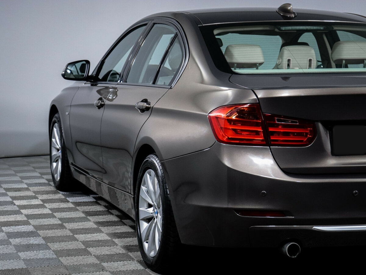 Купить BMW 3 серии с пробегом. Фото: #13