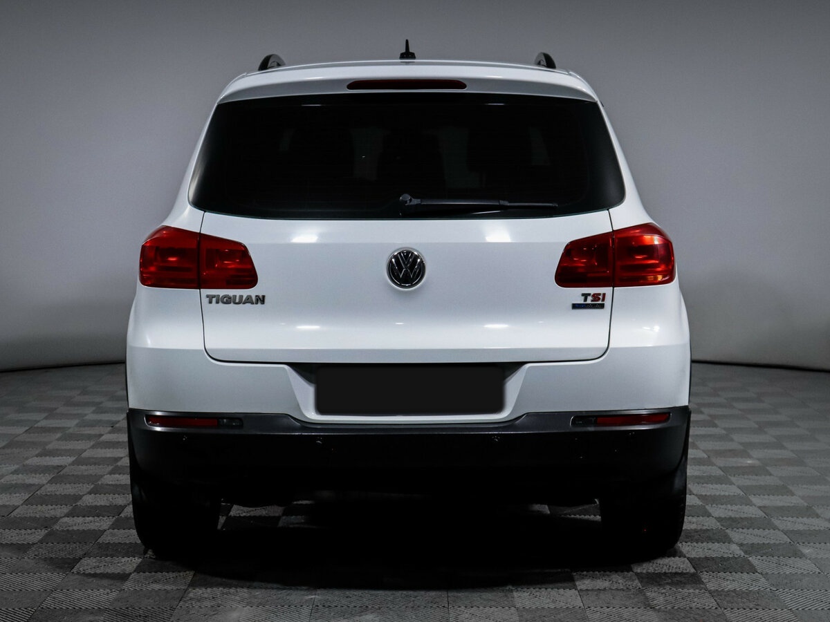 Купить Volkswagen Tiguan с пробегом. Фото: #4