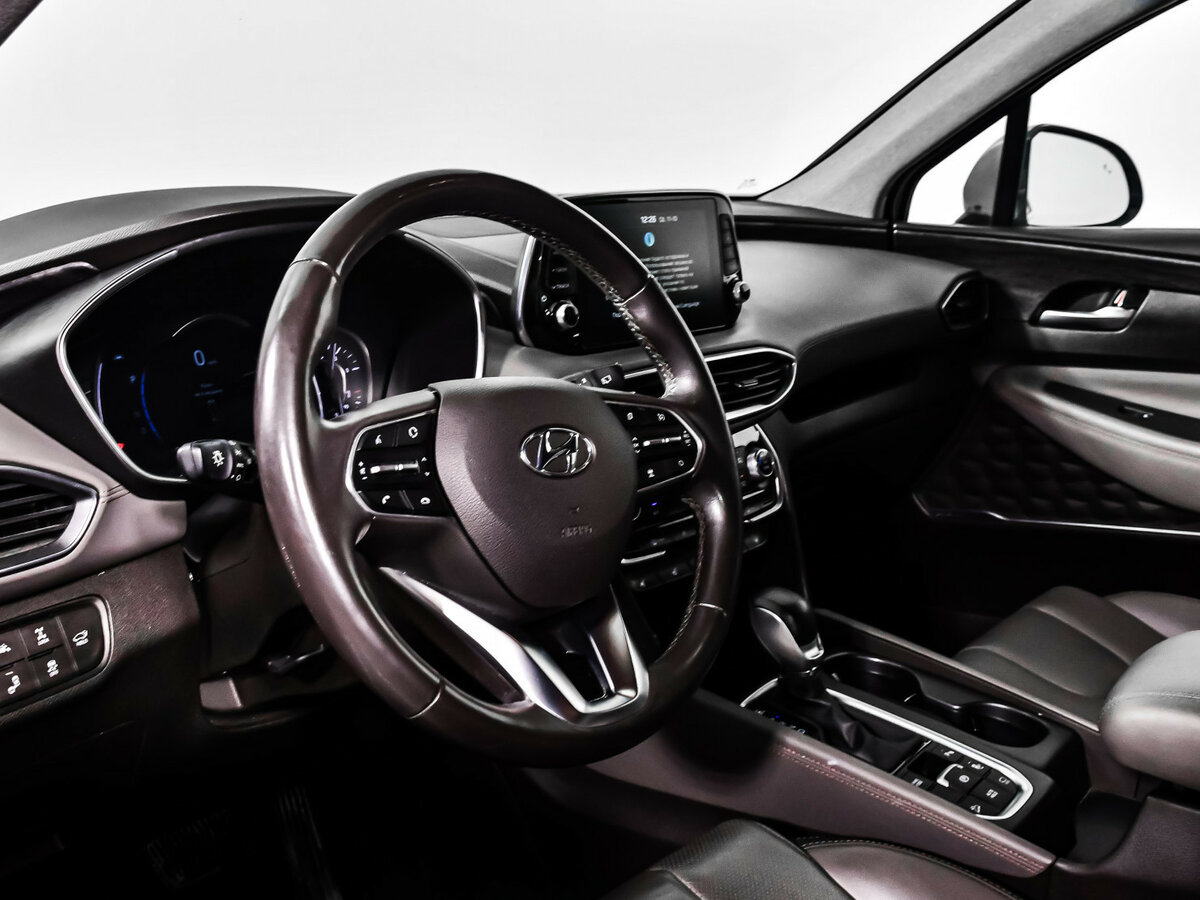 Купить Hyundai Santa Fe с пробегом. Фото: #11