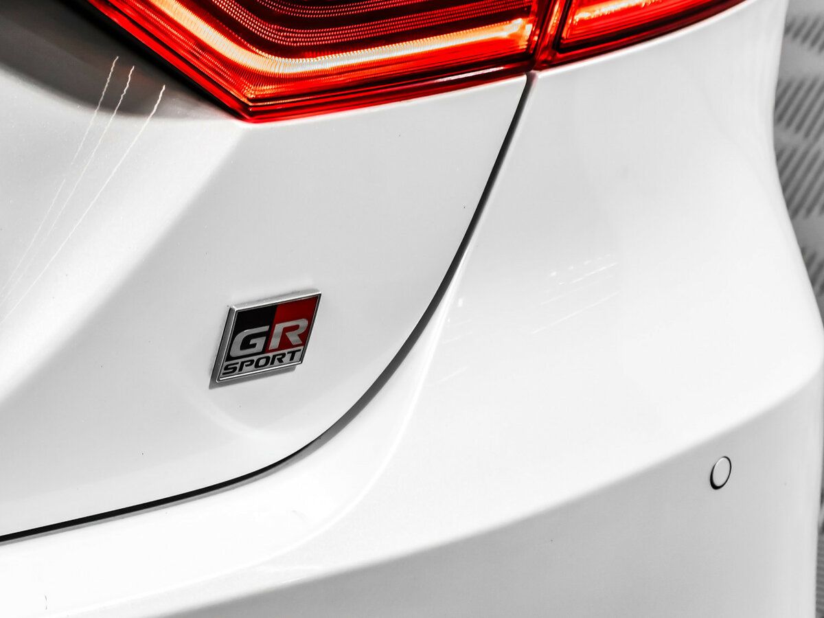 Купить Toyota Camry с пробегом. Фото: #14