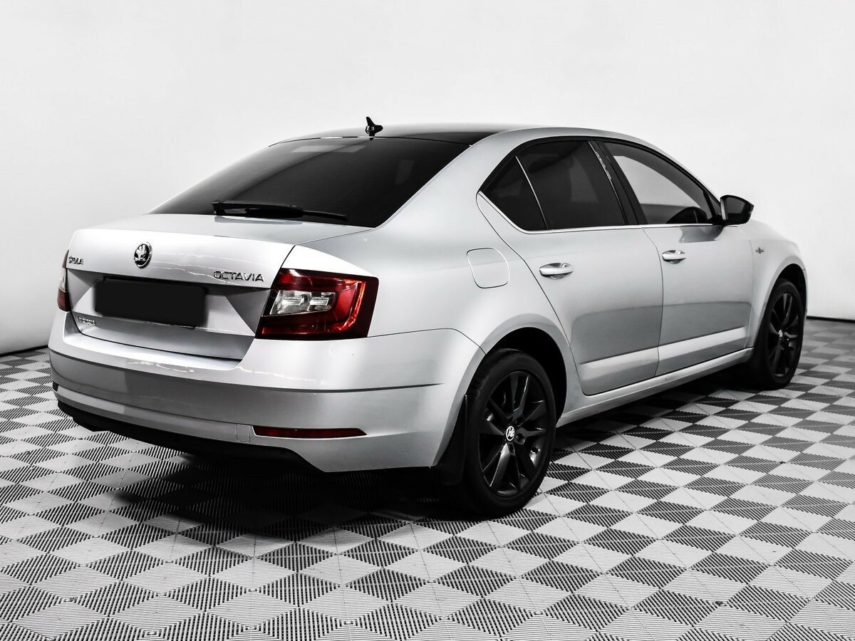 Купить Skoda Octavia с пробегом. Фото: #4